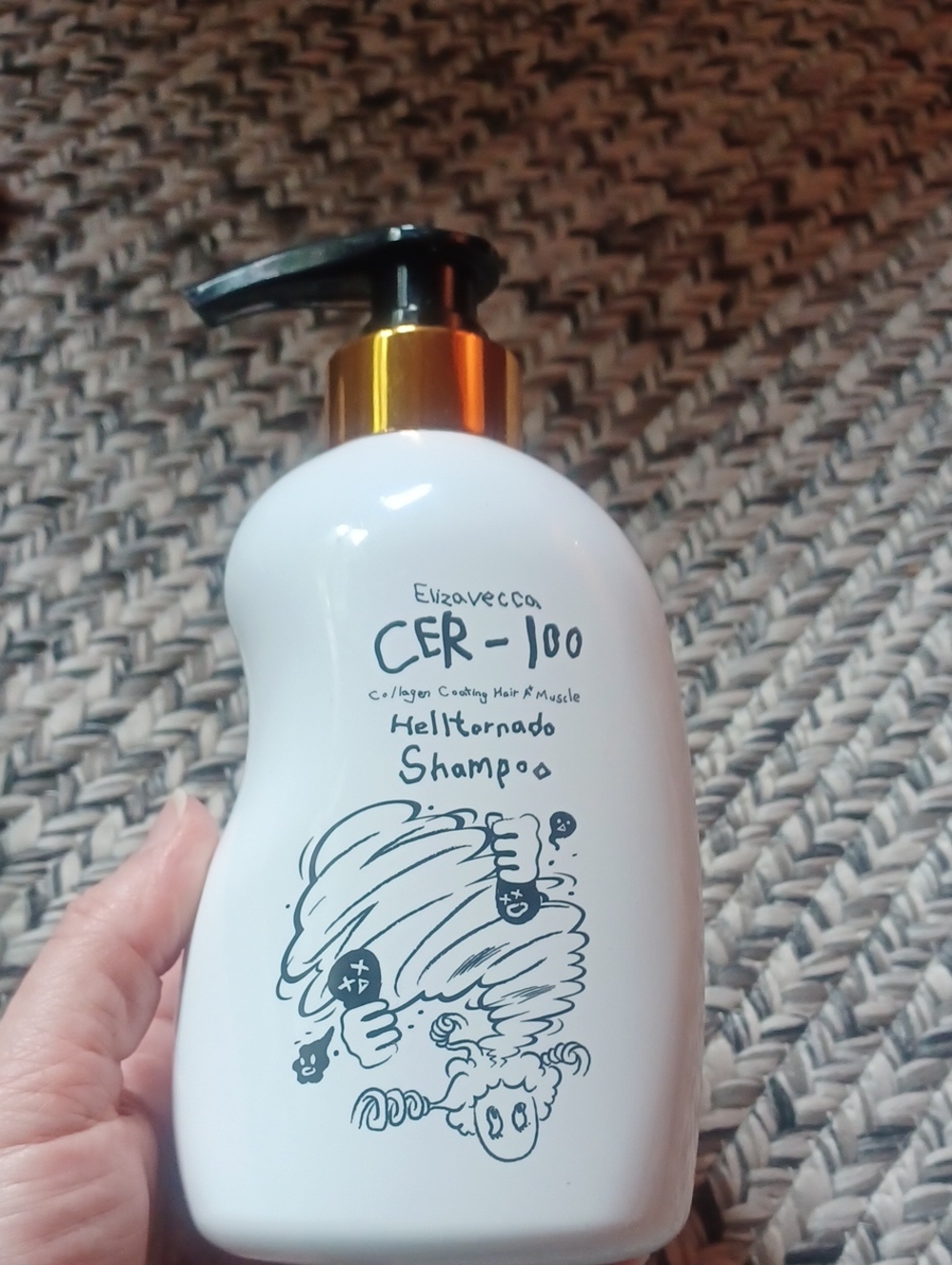Elizavecca CER-100 Hell Tornado Shampoo